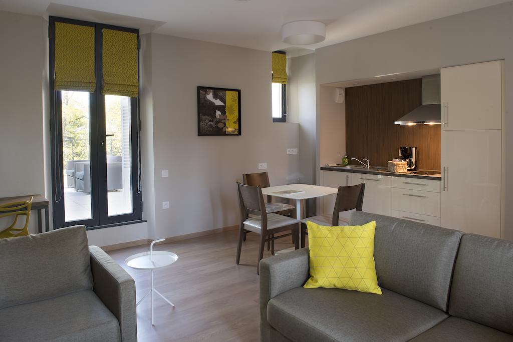 Domitys Le Chateau Des Plans Parthenay Zimmer foto